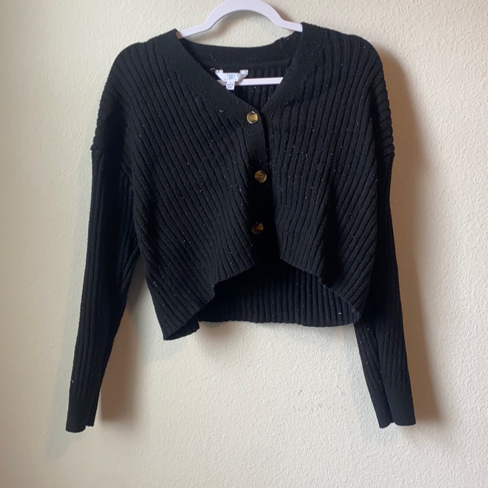 Black cropped sweater